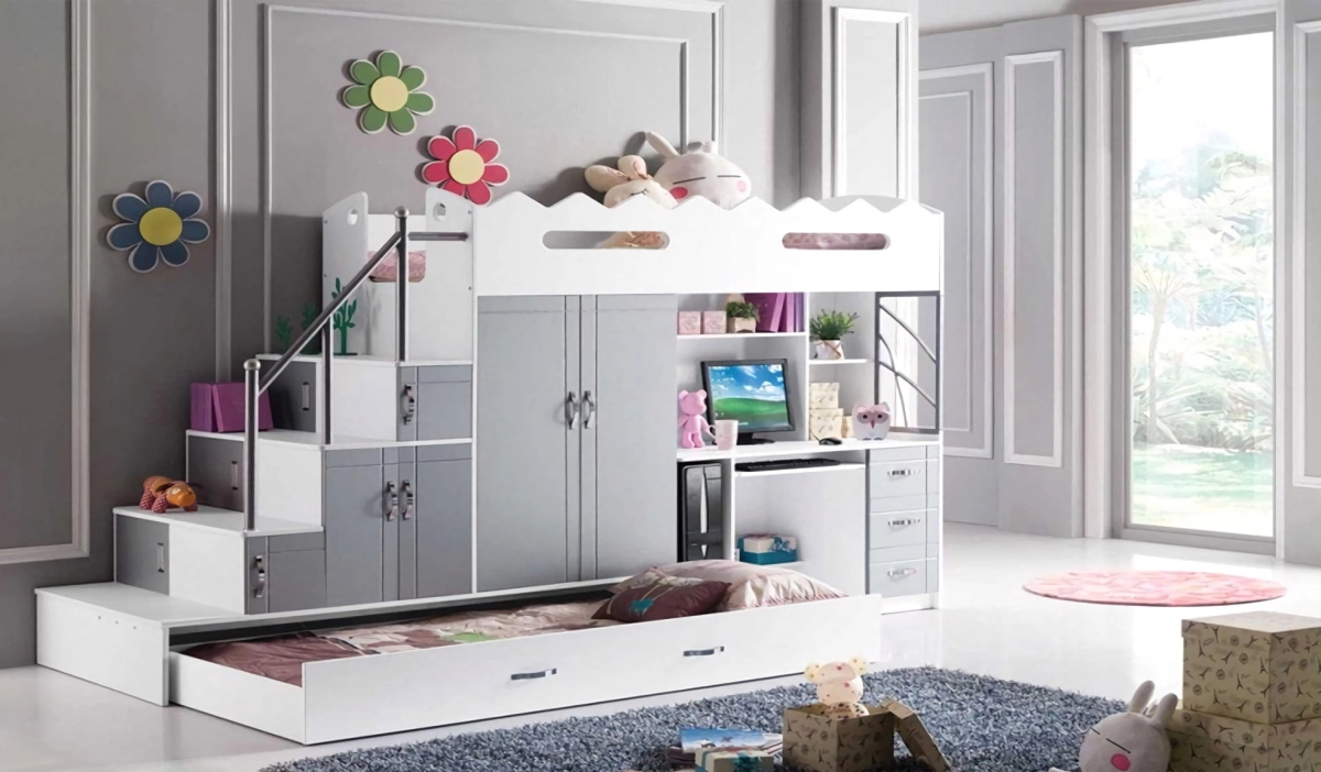 Wardrobe with a Mezzanine Loft